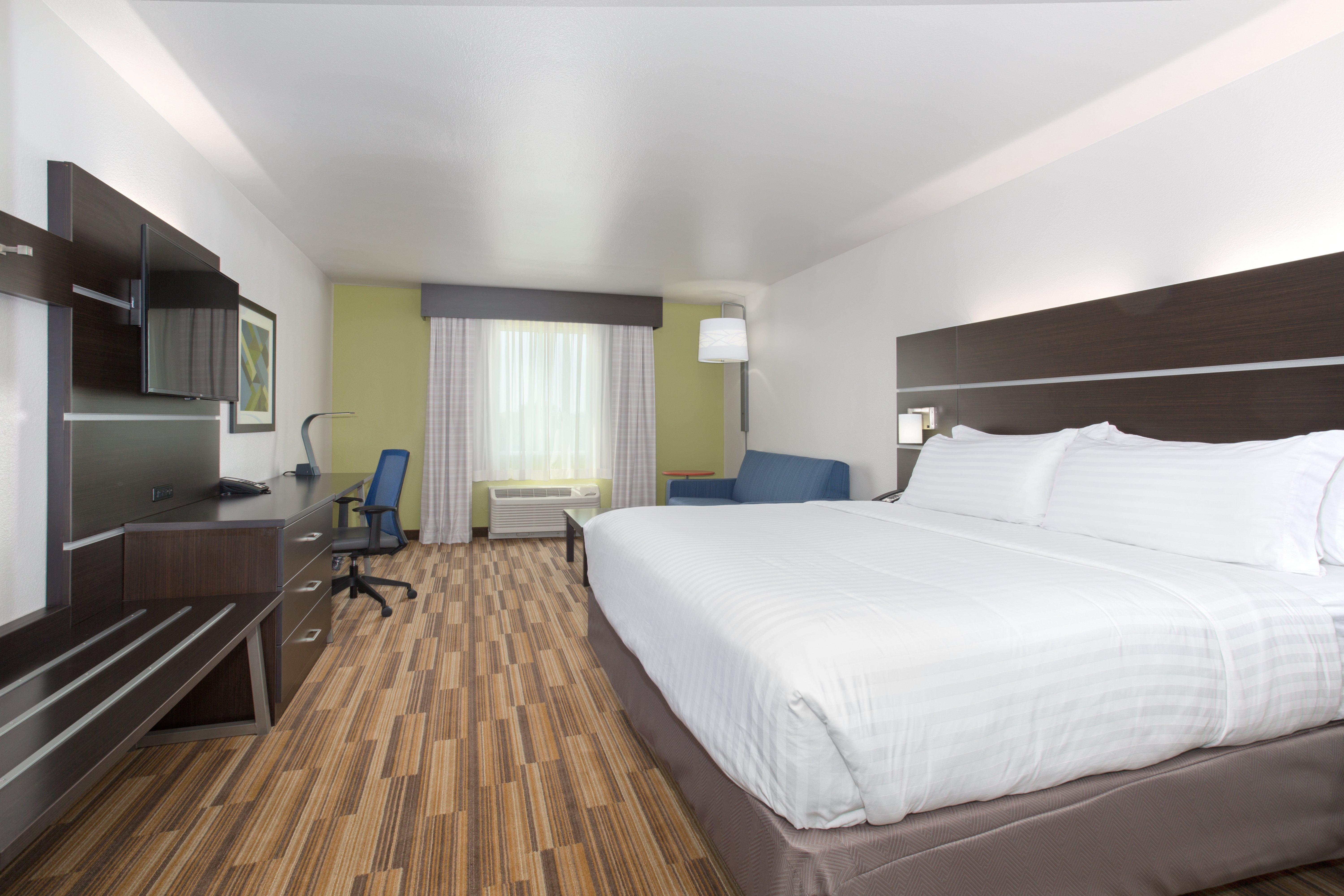 Holiday Inn Express & Suites Lincoln I - 80 By Ihg Exterior photo